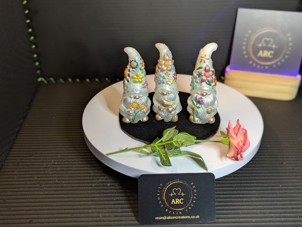 Beautiful Set of 3 Colourful Gnome's