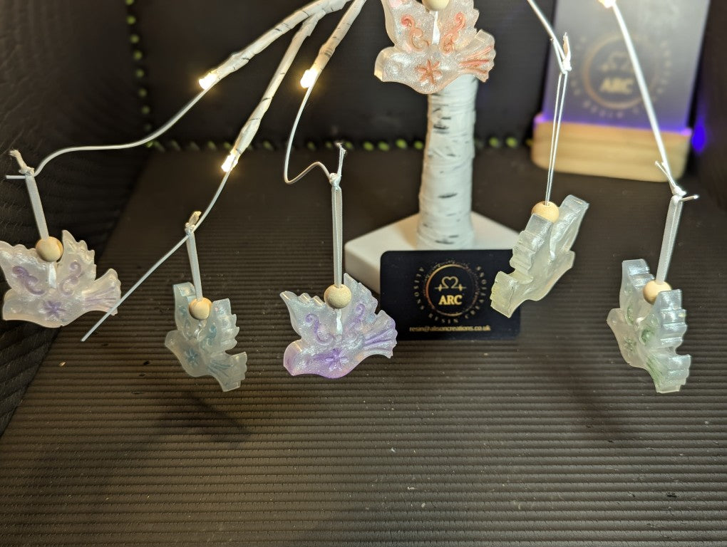 Lucky - Dip Pretty Little Birds all white with pastel colours on